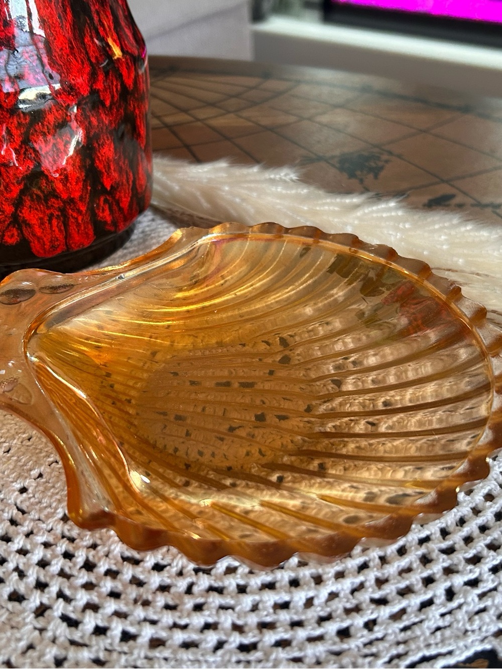 Vintage Indiana Glass Harvest Grape Shell Dish | Peach Marigold Carnival Glass